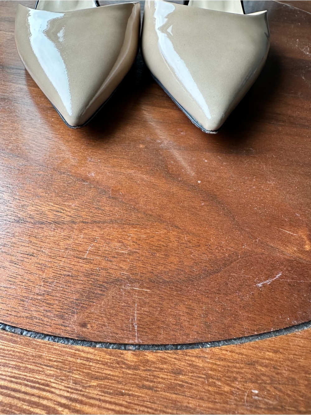 Jimmy Choo Beige Patent Leather Pointed Toe Slingback Pumps size 38.5 - Classic - Picture 3 of 6